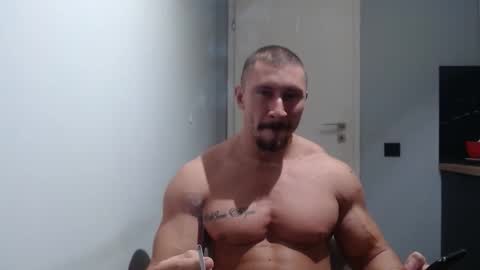 Snapshot of angelofit chatting on 15, 10, 2025  ------- SEX SHOW WITH GUYS AND GIRLS  MUSCLE SHOW online show from 15, 10, 2025