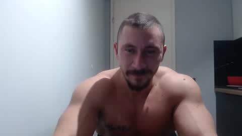 Snapshot of angelofit chatting on 20, 10, 2025  ------- SEX SHOW WITH GUYS AND GIRLS  MUSCLE SHOW online show from 20, 10, 2025