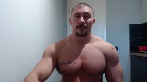 Snapshot of angelofit chatting on 25, 10, 2025  ------- SEX SHOW WITH GUYS AND GIRLS  MUSCLE SHOW online show from 25, 10, 2025