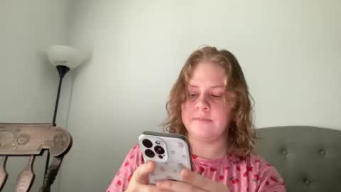 Snapshot of angeloflight273360 chatting on 19, 2, 2026 Angel of Light online show from 19, 2, 2026