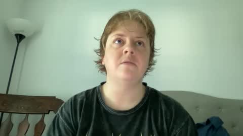 Snapshot of angeloflight273360 chatting on 2, 4, 2026 Angel of Light online show from 2, 4, 2026