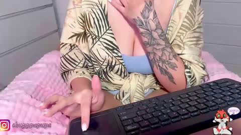Snapshot of angelok_ chatting on 21, 2, 2025 My name is Ena. You will make me very happy if you subscribe. Love you online show from 21, 2, 2025