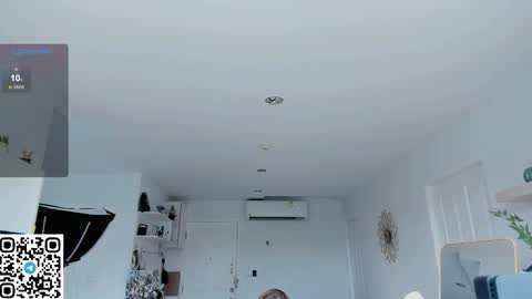 Snapshot of angelpaull chatting on 10, 9, 2025 Angel online show from 10, 9, 2025