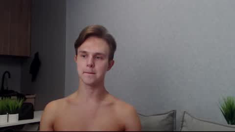 Snapshot of angelraaay chatting on 29, 9, 2025 Angel online show from 29, 9, 2025