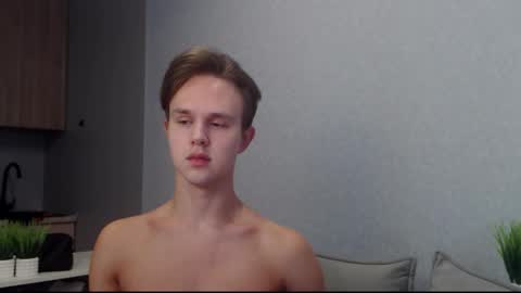 Snapshot of angelraaay chatting on 30, 9, 2025 Angel online show from 30, 9, 2025