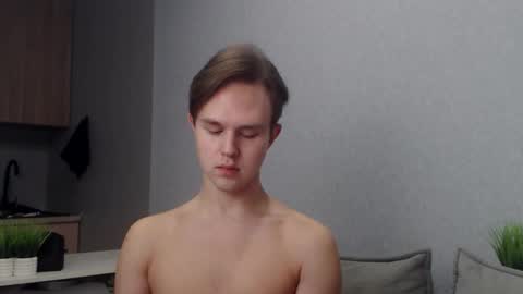 Snapshot of angelraaay chatting on 1, 12, 2025 Angel online show from 1, 12, 2025