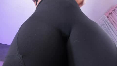 Angela online show from 5, 4, 2026