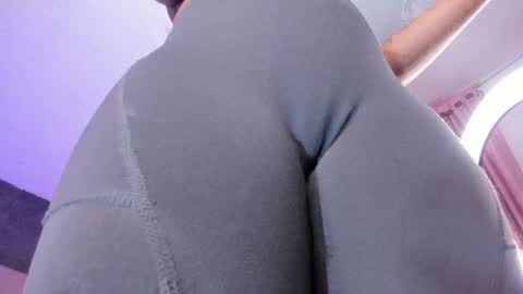 Angela online show from 7, 4, 2026