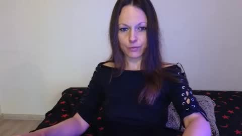 Giulia online show from 21, 5, 2026