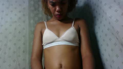 Snapshot of angeltta69 chatting on 7, 5, 2026 angeltta69 online show from 7, 5, 2026