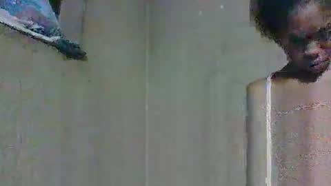 Snapshot of angeltta69 chatting on 11, 5, 2026 angeltta69 online show from 11, 5, 2026