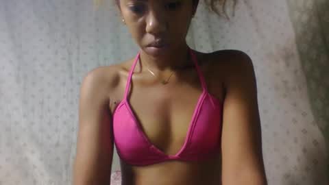 Snapshot of angeltta69 chatting on 20, 5, 2026 angeltta69 online show from 20, 5, 2026