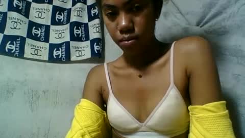 Snapshot of angeltta69 chatting on 15, 6, 2026 angeltta69 online show from 15, 6, 2026