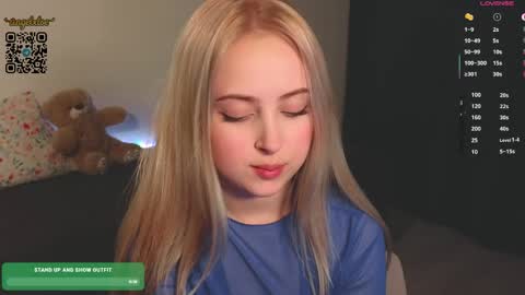  Im Chloe  i do FLASH BOOBS for new fan club online show from 13, 5, 2026