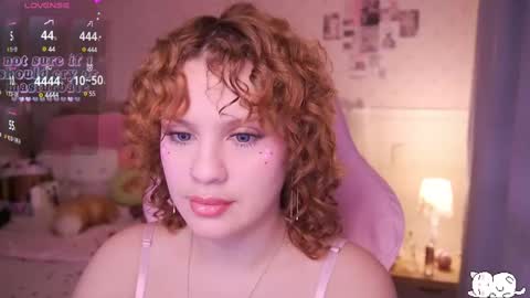 Snapshot of angelytaxx chatting on 14, 2, 2025 Angel online show from 14, 2, 2025