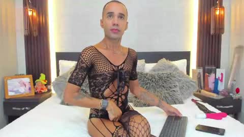 Snapshot of anghel_stone chatting on 7, 7, 2026 Anghel Stone online show from 7, 7, 2026