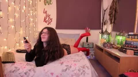 Snapshot of angie0805 chatting on 6, 1, 2026 Karina online show from 6, 1, 2026