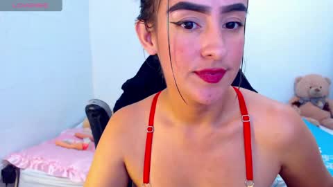 Snapshot of angie_dreamgirl chatting on 15, 4, 2026 IG angie dreamgirl01 online show from 15, 4, 2026