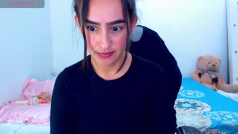 Snapshot of angie_dreamgirl chatting on 18, 4, 2026 IG angie dreamgirl01 online show from 18, 4, 2026