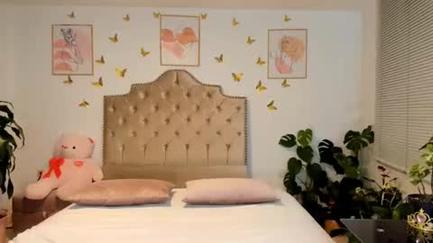 Anabella online show from 11, 11, 2025