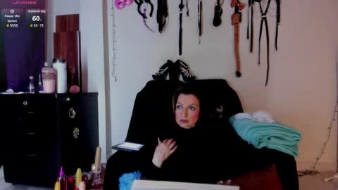 Snapshot of angierot2025 chatting on 18, 11, 2025 angierot2025 online show from 18, 11, 2025