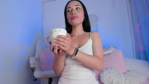 Snapshot of angiiebylpz chatting on 9, 3, 2025 violeth lopez online show from 9, 3, 2025