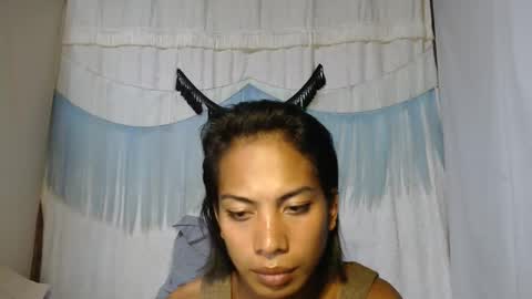 Snapshot of angolahugecock chatting on 10, 12, 2024 angolahugecock online show from 10, 12, 2024