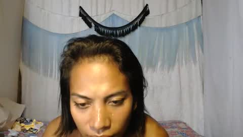 Snapshot of angolahugecock chatting on 10, 12, 2024 angolahugecock online show from 10, 12, 2024