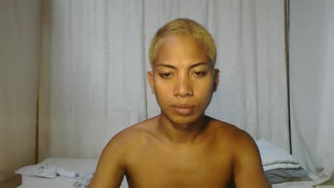 Snapshot of angolahugecock chatting on 11, 2, 2025 angolahugecock online show from 11, 2, 2025
