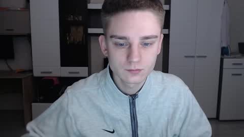 Snapshot of angryzan chatting on 24, 12, 2024 vodka online show from 24, 12, 2024