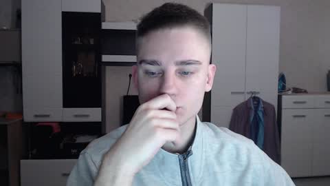 Snapshot of angryzan chatting on 9, 1, 2025 vodka online show from 9, 1, 2025