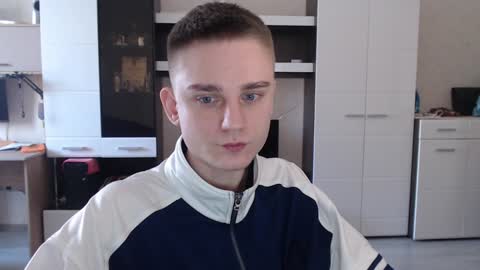Snapshot of angryzan chatting on 14, 1, 2025 vodka online show from 14, 1, 2025