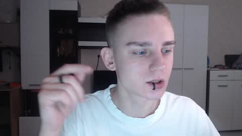 Snapshot of angryzan chatting on 15, 1, 2025 vodka online show from 15, 1, 2025