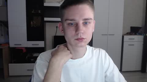 Snapshot of angryzan chatting on 24, 1, 2025 vodka online show from 24, 1, 2025