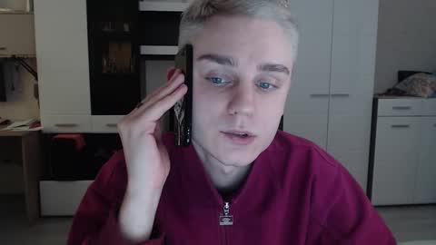 Snapshot of angryzan chatting on 12, 2, 2025 vodka online show from 12, 2, 2025