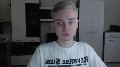 Snapshot of angryzan chatting on 18, 2, 2025 vodka online show from 18, 2, 2025