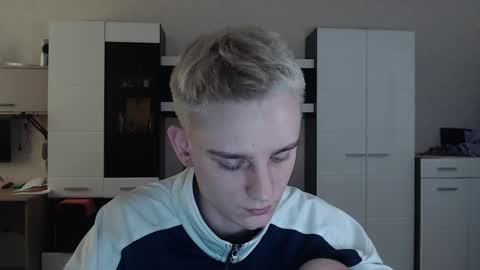 Snapshot of angryzan chatting on 19, 2, 2025 vodka online show from 19, 2, 2025