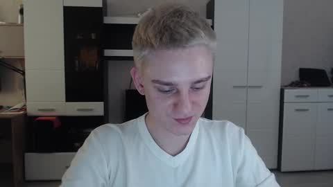 Snapshot of angryzan chatting on 24, 2, 2025 vodka online show from 24, 2, 2025