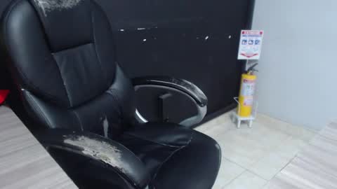 Snapshot of angy_ro12 chatting on 13, 4, 2026 angy online show from 13, 4, 2026