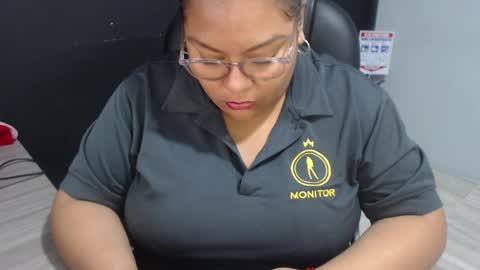 Snapshot of angy_ro12 chatting on 6, 5, 2026 angy online show from 6, 5, 2026