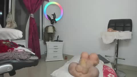Snapshot of angye_hot chatting on 10, 1, 2025 Jovana Michell online show from 10, 1, 2025