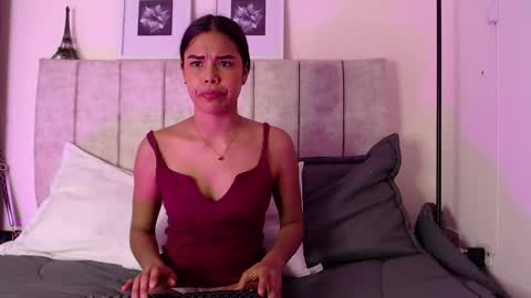     online show from 1, 11, 2025