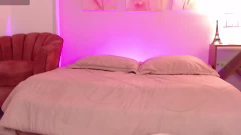     online show from 11, 1, 2026