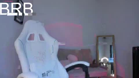 Snapshot of aniie_pink18 chatting on 11, 5, 2026 Maria online show from 11, 5, 2026