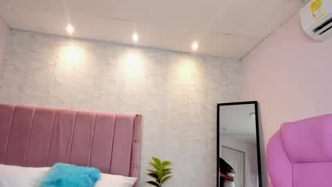 Snapshot of anika_diamond chatting on 26, 9, 2025 Anika online show from 26, 9, 2025