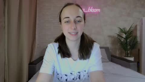 anikabloom online show from 22, 1, 2025