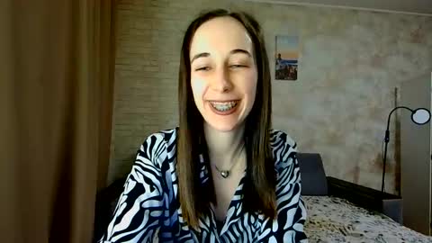 anikabloom online show from 9, 5, 2026