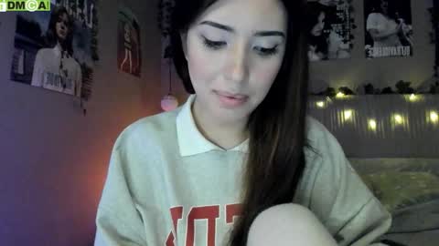 Snapshot of anisa_sweet chatting on 13, 9, 2025 Anisa Moan from LovenseWet from Tip MenuOpen for Private online show from 13, 9, 2025