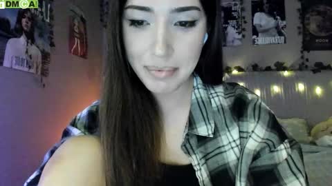 Snapshot of anisa_sweet chatting on 18, 9, 2025 Anisa Moan from LovenseWet from Tip MenuOpen for Private online show from 18, 9, 2025