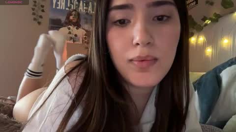Snapshot of anisa_sweet chatting on 15, 2, 2026 Anisa Moan from LovenseWet from Tip MenuOpen for Private online show from 15, 2, 2026